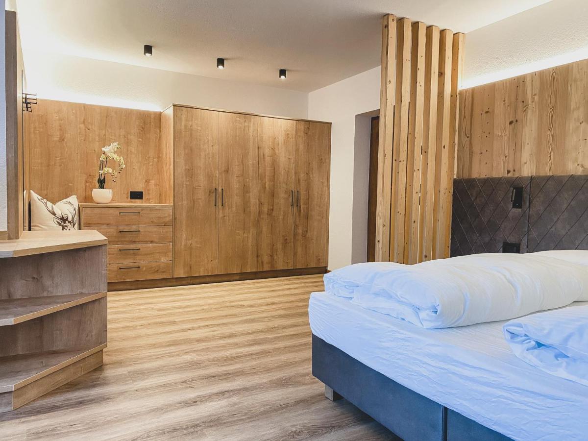 Ciasa Complojer Apartment La Valle Luaran gambar