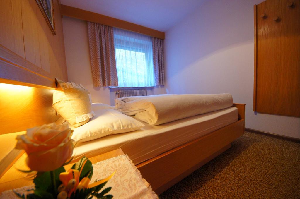 Ciasa Complojer Apartment La Valle Luaran gambar