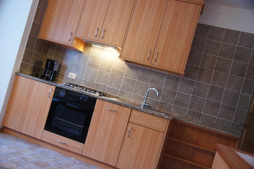 Ciasa Complojer Apartment La Valle Luaran gambar